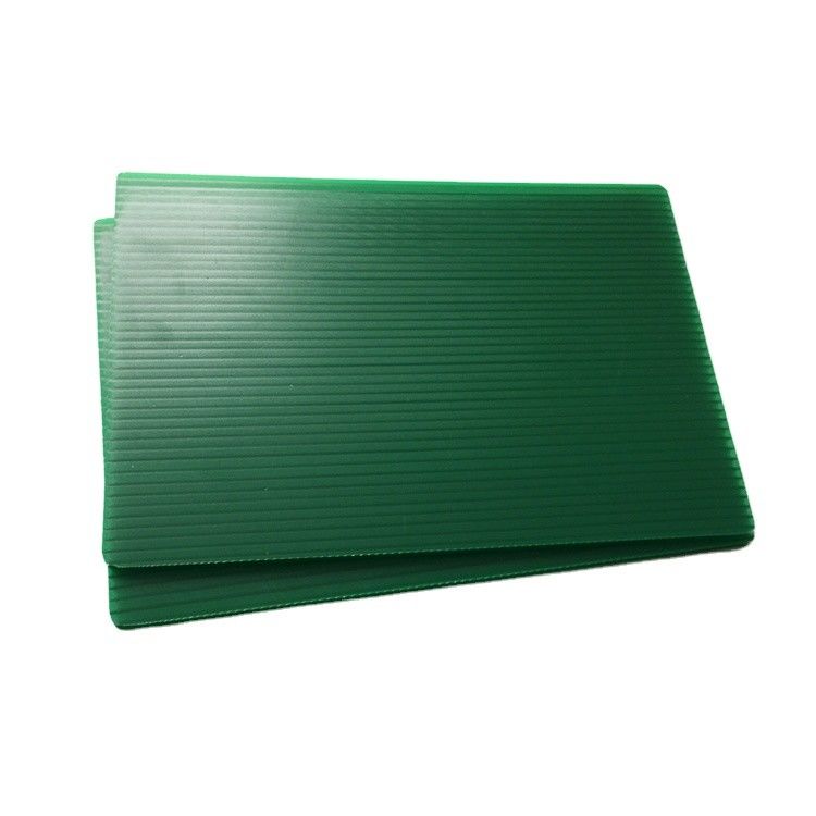 La hoja acanalada A4 Coroplast del HDPE ignífugo de Sunproof cubre 4x8