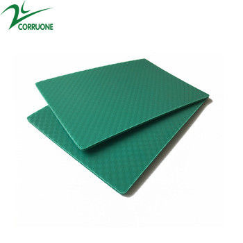 El plástico acanalado coloreado cubre 4 verde del panel del panal de X8 PP