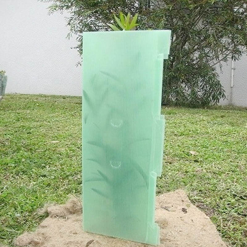 Los PP acanalaron protectores plásticos del tronco de Corflute Plastic Tree del guardia del árbol